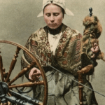 Fileuse d’autrefois : rouet, veillées d'hiver et cadences de fabrique image