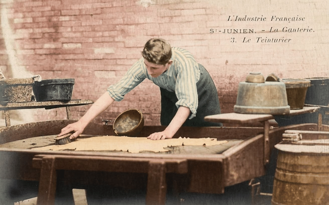 Les maîtres des cuves fétides : le teinturier